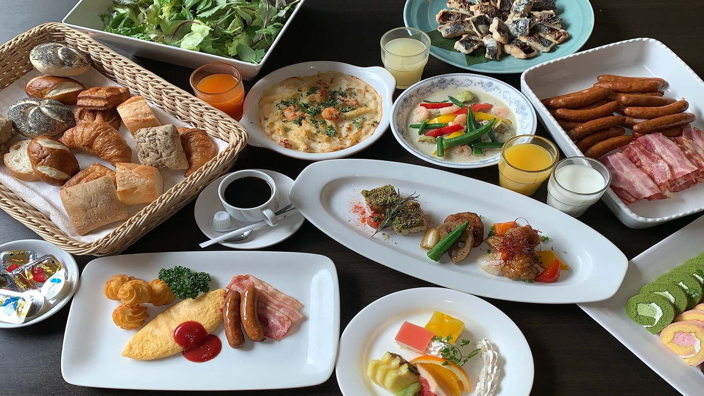 大浴場で一日の疲れを癒せる。朝食バイキングが無料3996527