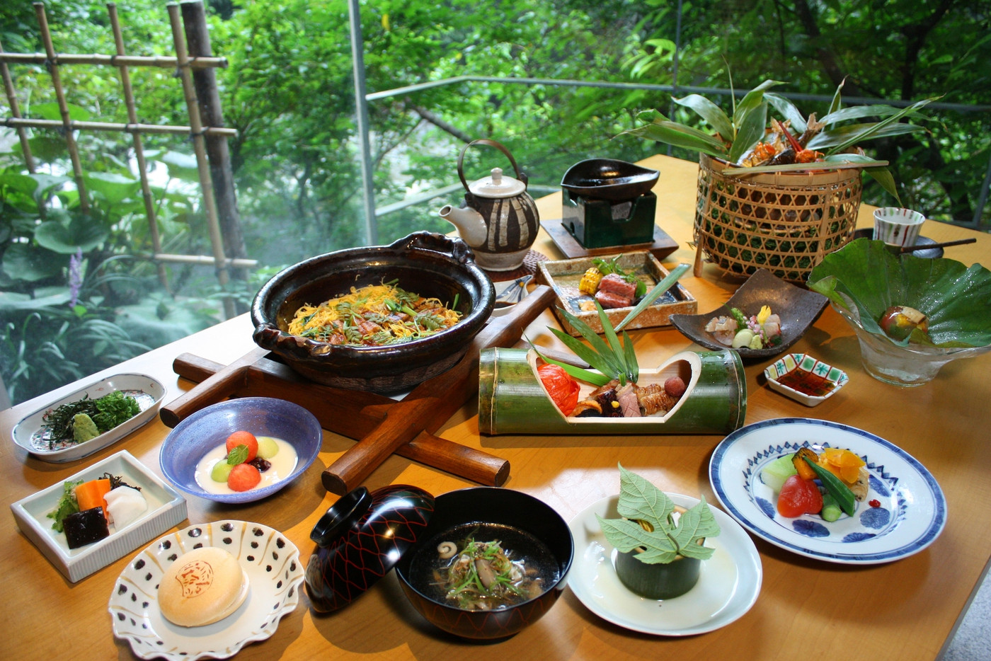 天降川を眺めながら温泉に浸かれるお宿3654788