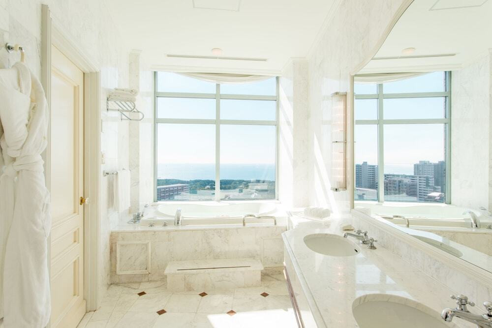 エレガントに彩られた空間に写真を撮る手が止まらない♡3358036