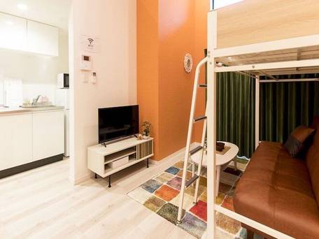 TRIP POD YOSHIZUKA B / 1