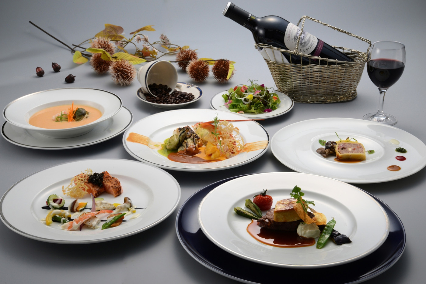 本格フレンチに和テイストの創作フレンチ。記念日を彩るディナーコース3755659