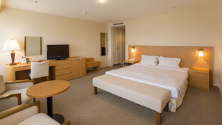 デラックスキングルーム 喫煙可