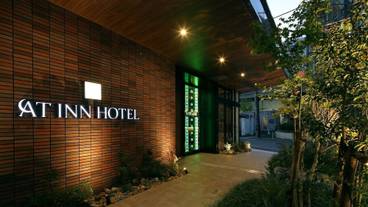 施設の入り口 / 21