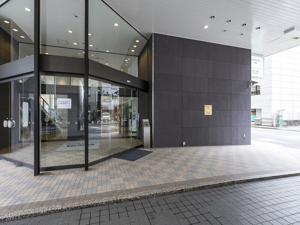 施設の正面