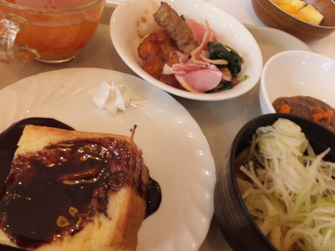 朝食