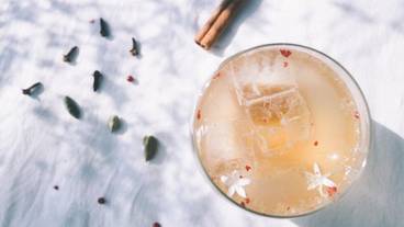 食事・飲み物 / 1