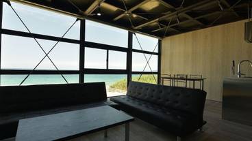 リビング エリア / 8