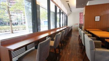 朝食スペース / 8