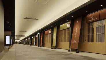 羽田空港第3ターミナル 羽田エアポートガーデン グルメエリア / 2