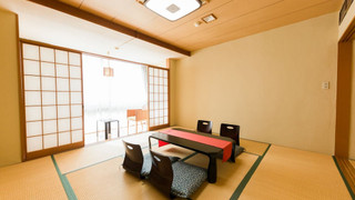 [和美麗10畳 + 広縁] 33平米 禁煙