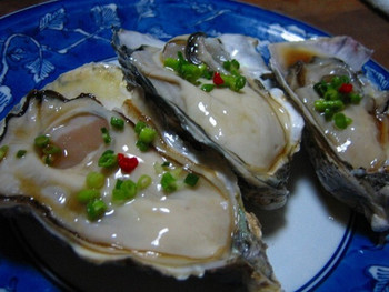 「まぐろ処」料理 815165 生牡蠣