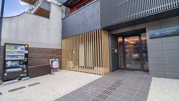 施設の入り口 / 10