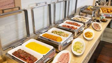 朝食ビュッフェ / 13