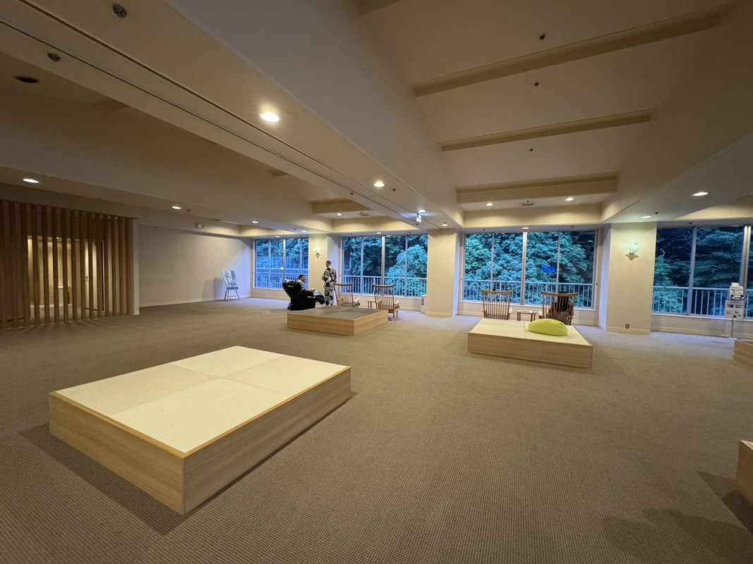 湯上り処はかなり広い