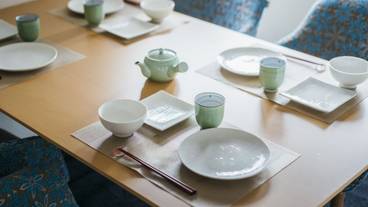 客室内のダイニングエリア / 23