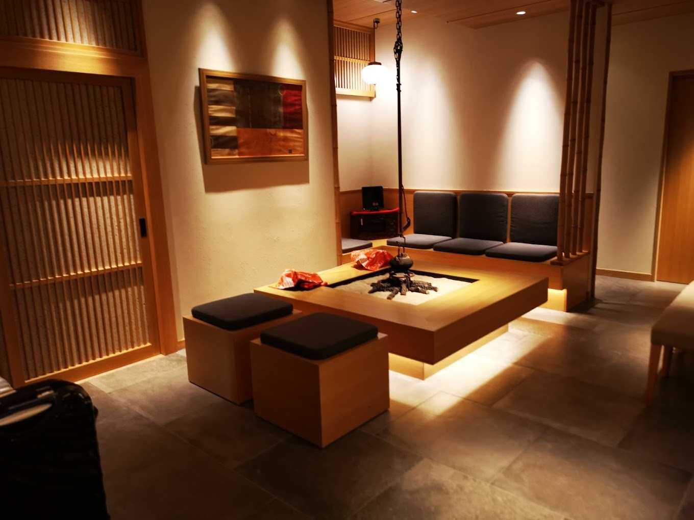 館内にある本格寿司とバーが自慢♪和の趣を感じられる大人の宿4772746