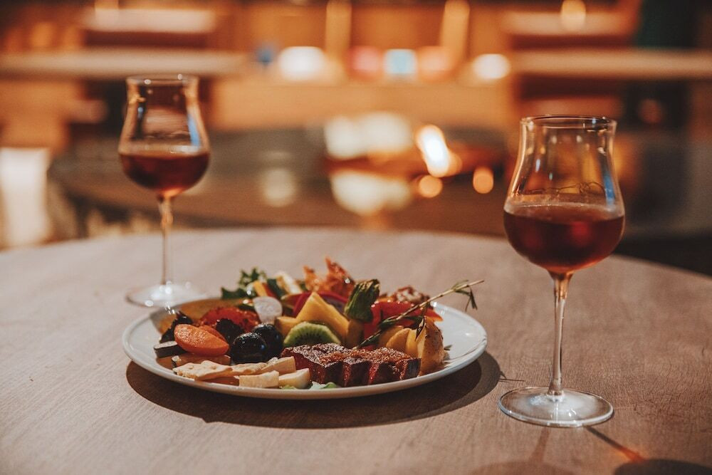 木漏れ日のプールで癒しのステイ。森の中のアクティビティリゾート3530045