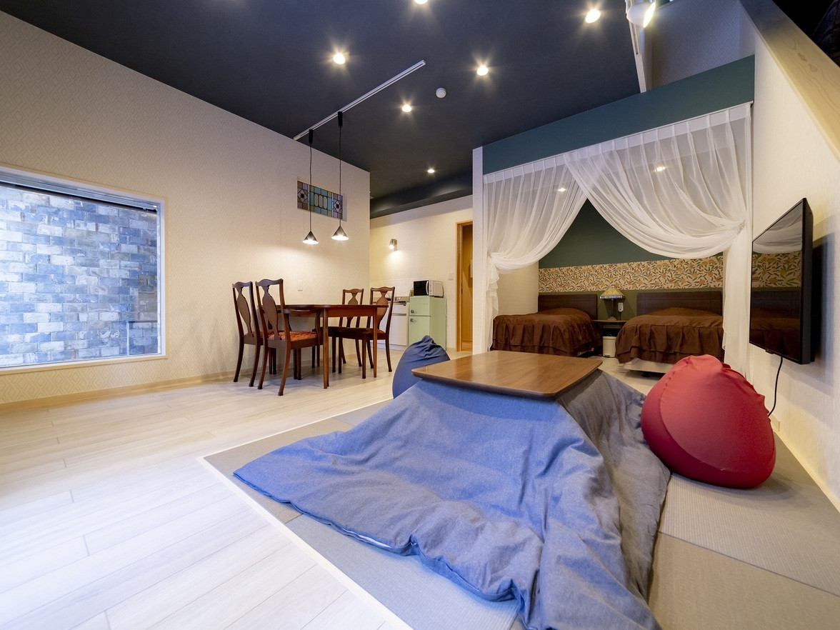 標高1200メートルの高原で心のデトックス。喧騒を忘れられる宿3643701