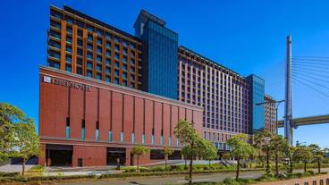 ホテル外観　昼 / 2