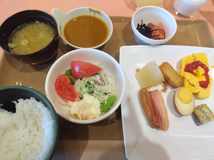 朝食