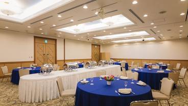 ボールルーム / 6