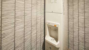 施設内の設備 / 1