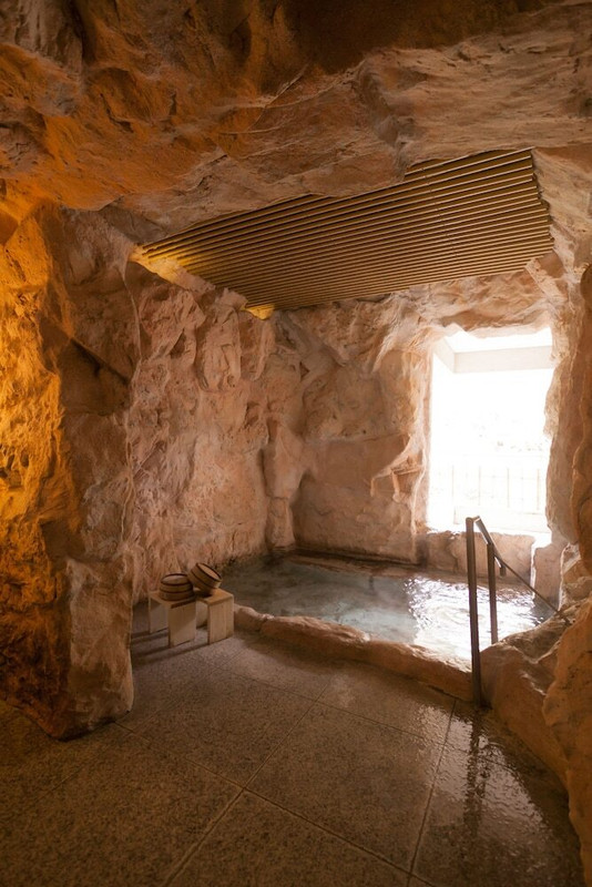 有馬温泉 月光園 鴻朧館(アリマオンセン ゲッコウエン コウロウカン) / 2