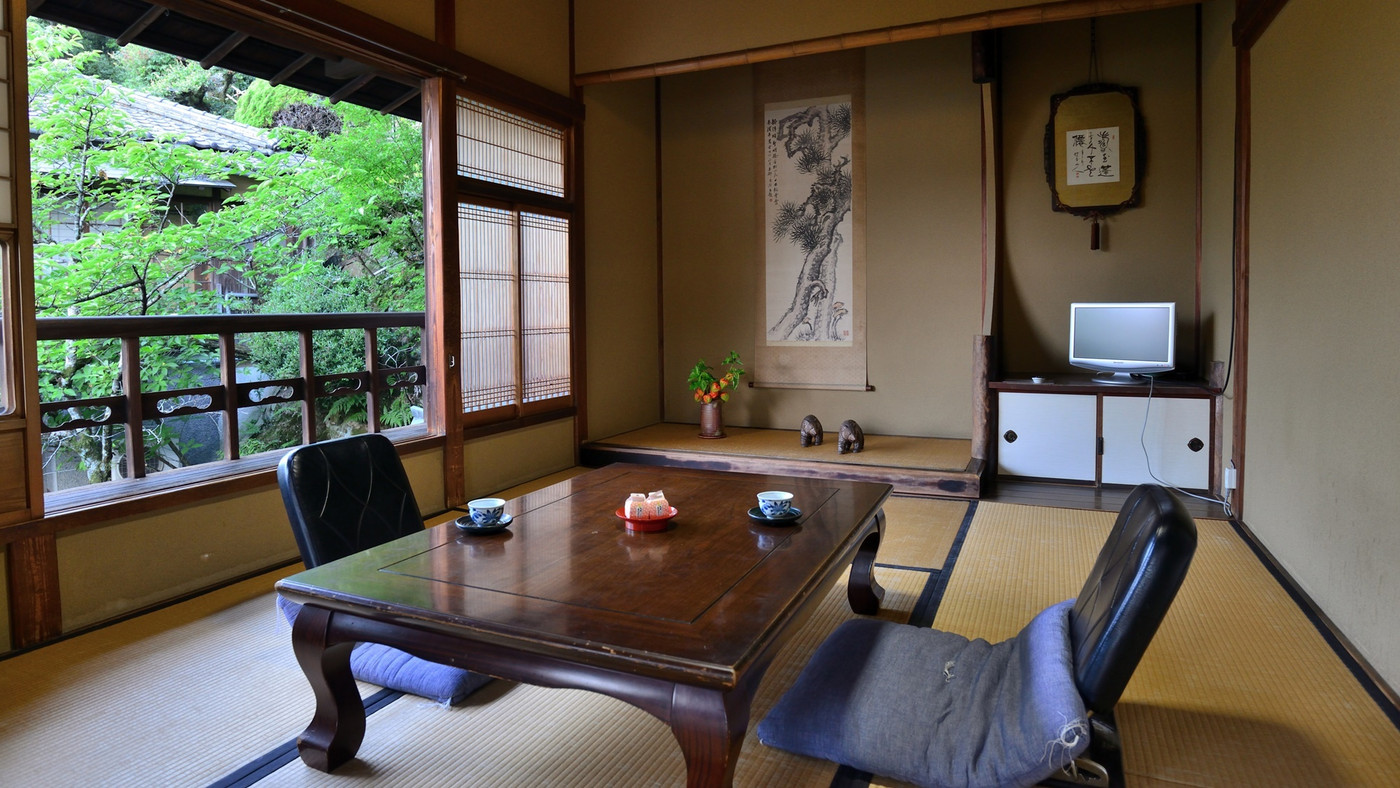 庭園の中の別荘にいるかのような贅沢4009363