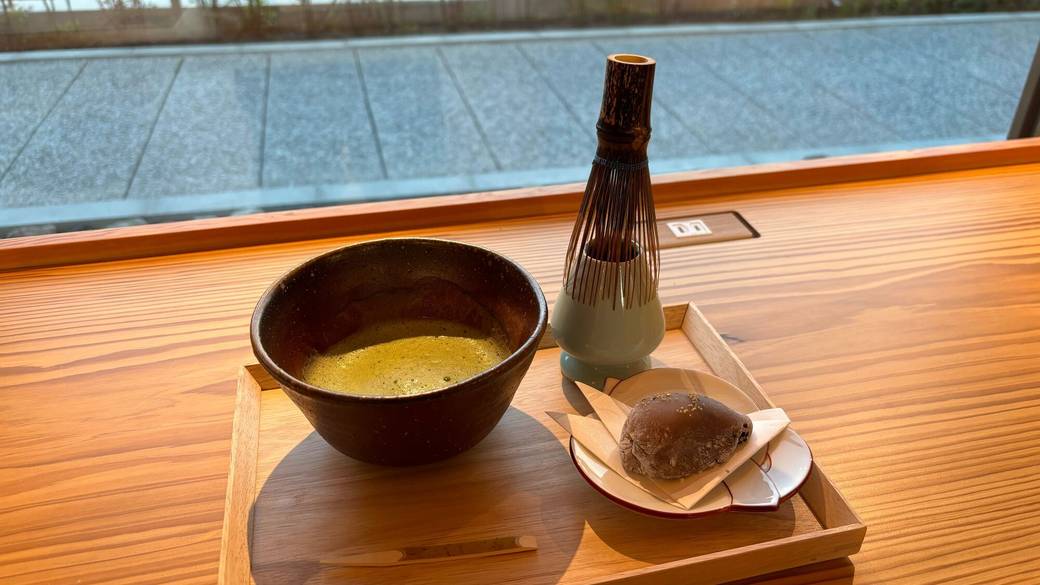 抹茶とお茶菓子 / 4