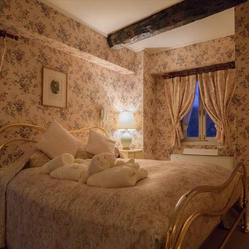 お部屋でのんびり
ガールズトーク / 1