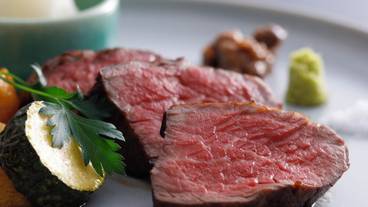 食事・飲み物 / 3