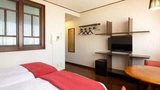 モデレートツインルーム (喫煙可能室)