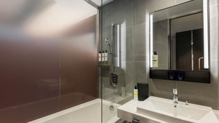 デラックス ルーム キングベッド 1 台