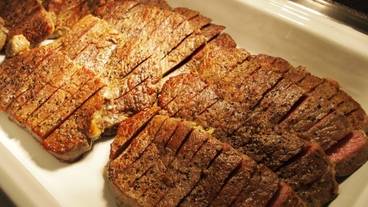 夕食バイキング ステーキ / 3