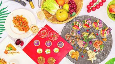 食事・飲み物 / 8