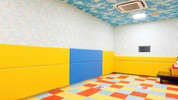 子供用の遊び場 - 屋内 / 8