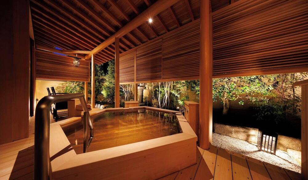 はぎ／客室露天風呂(夜) / 1