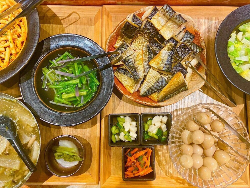 朝食