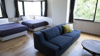 <源泉かけ流し温泉内湯> スーペリアツインルーム (禁煙)