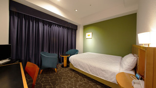 セミダブルルーム 2名利用 禁煙 17平米 (ベッドサイズ:120cm)