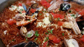 「モダンカタランスパニッシュ ビキニ」料理 699331 パスタのパエリア