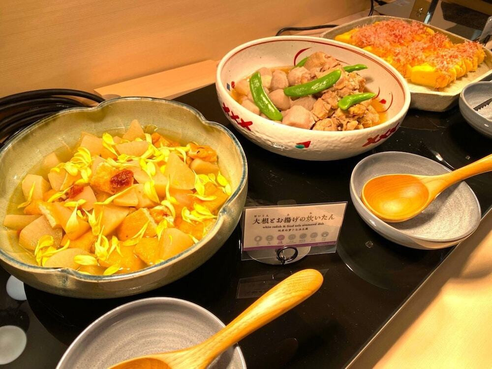 朝食