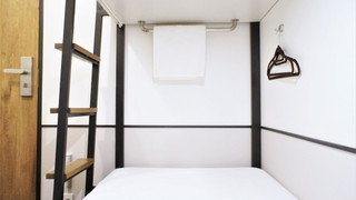 [プライベートルーム] 二段ベッド2名用 [シャワー&トイレ共用] 禁煙