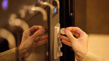 ロビーラウンジ / 20