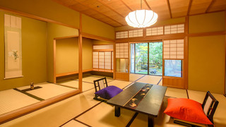 源泉かけ流し半露天風呂付【秋の館・特別室／蓬莱の間】禁煙