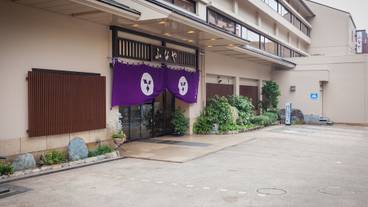 駐車場 / 3