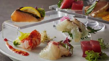 食事・飲み物 / 4