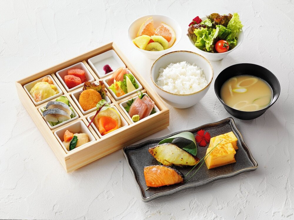 朝食