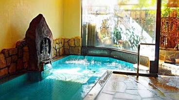 屋内スパ浴槽 / 1