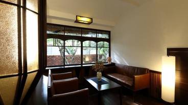 ロビー応接スペース / 3